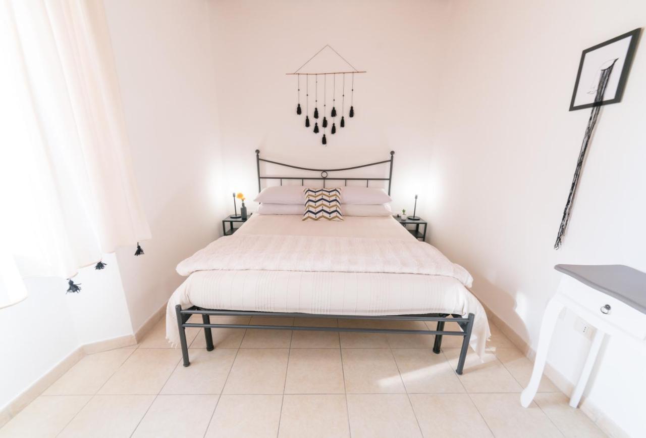 Yenne Rooms Wifi-AC Cagliari Eksteriør bilde