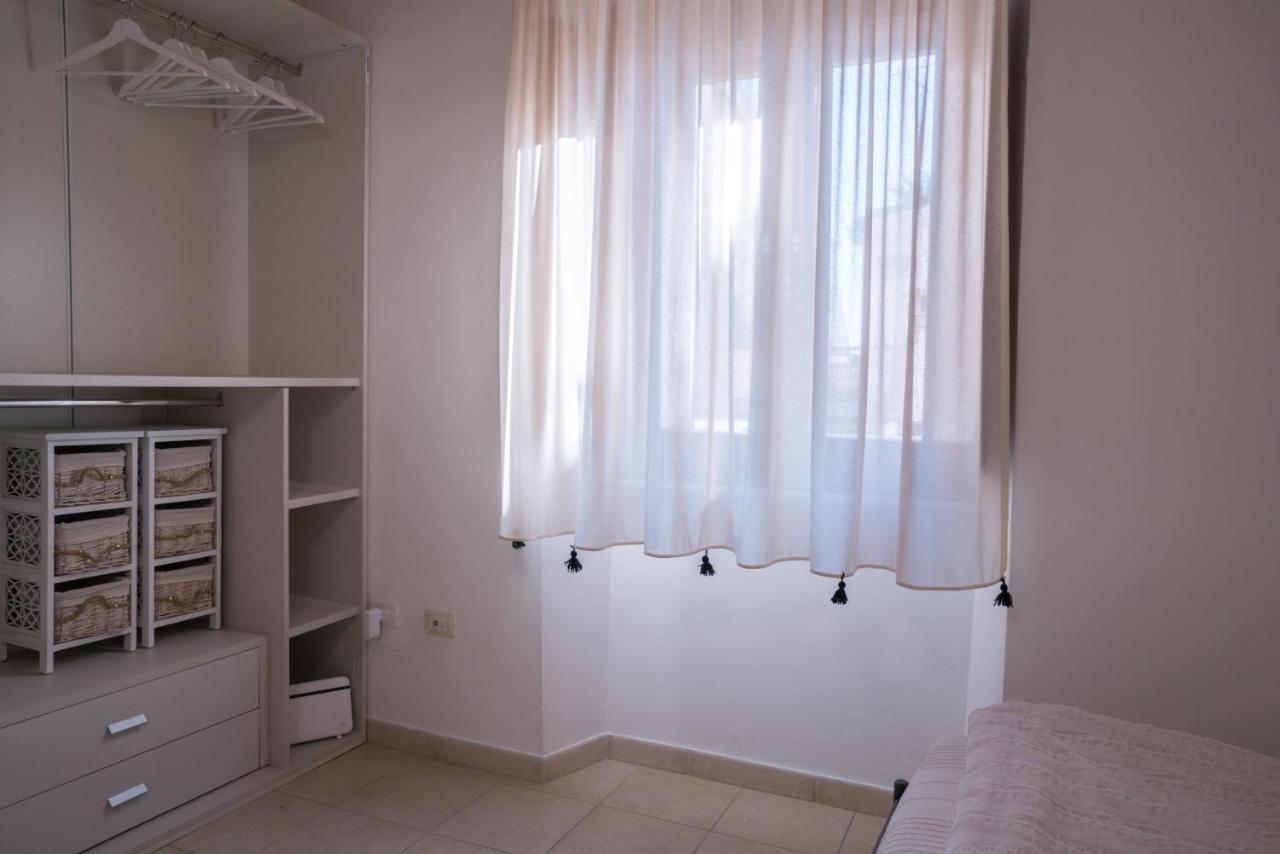 Yenne Rooms Wifi-AC Cagliari Eksteriør bilde