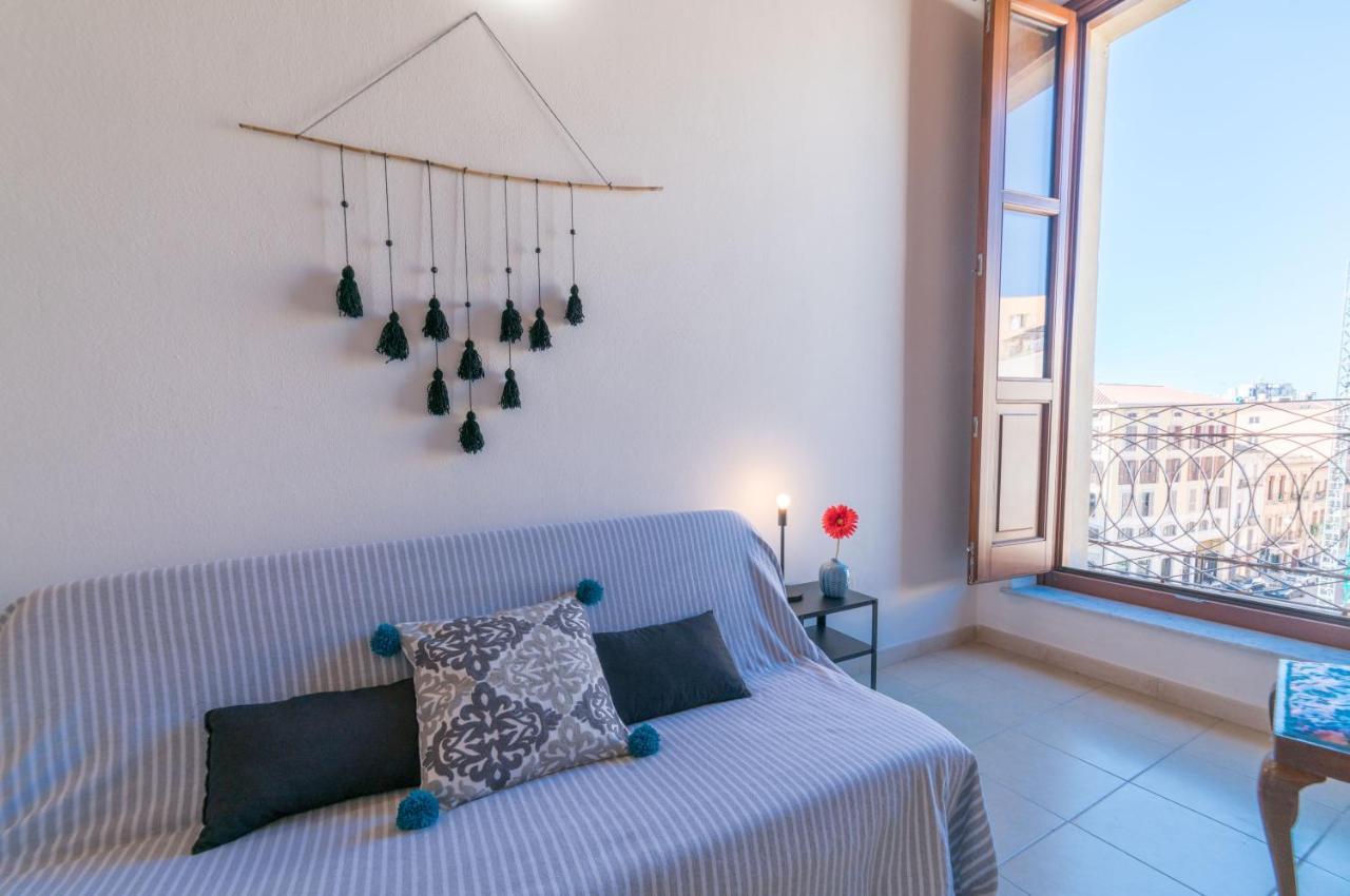 Yenne Rooms Wifi-AC Cagliari Eksteriør bilde
