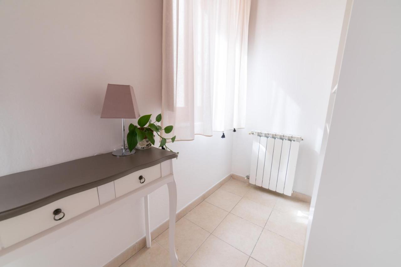 Yenne Rooms Wifi-AC Cagliari Eksteriør bilde