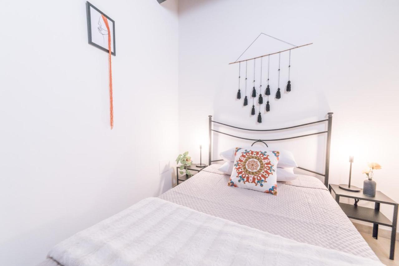 Yenne Rooms Wifi-AC Cagliari Eksteriør bilde